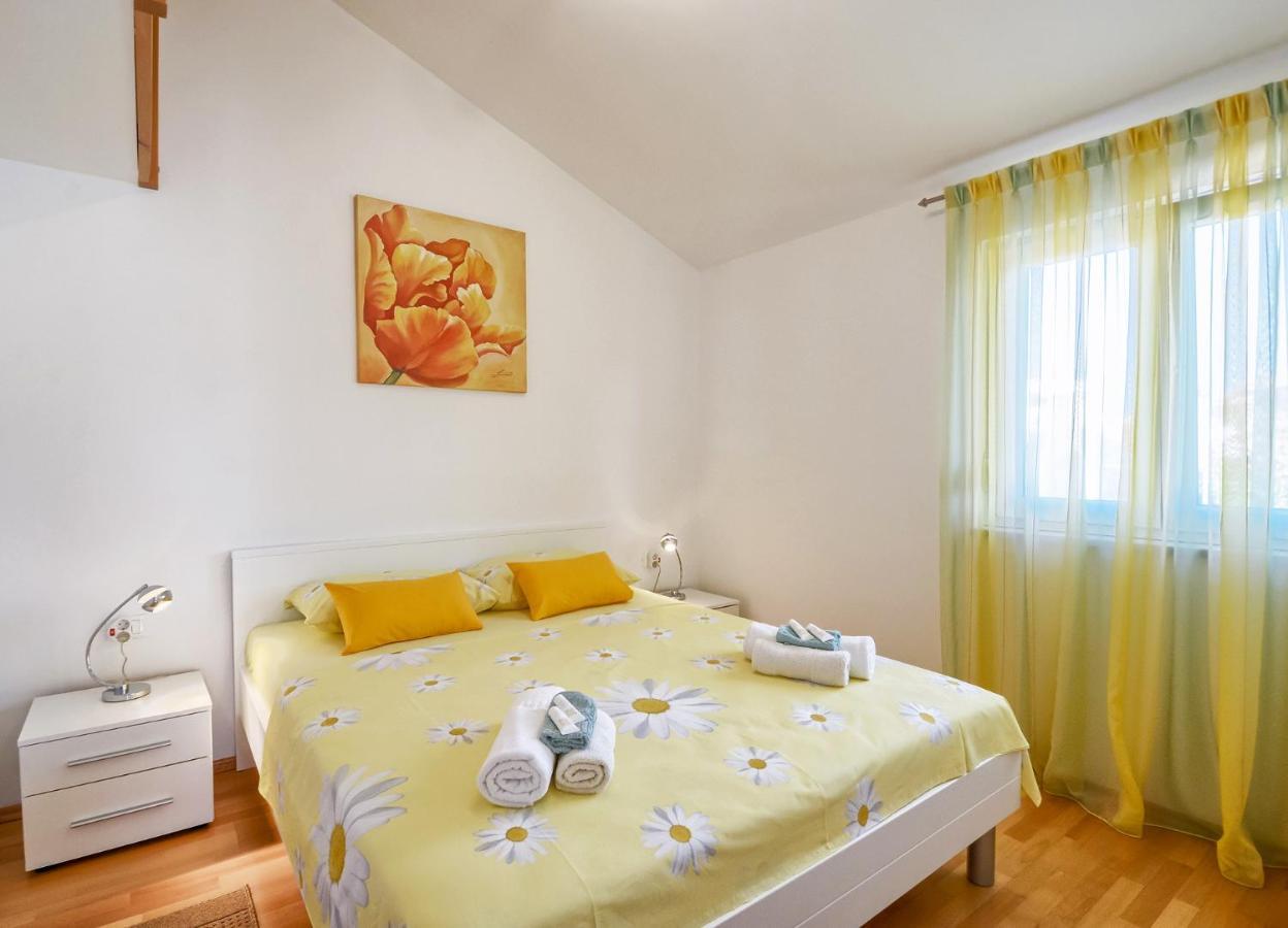 Apartman Maksim Banjole Exterior photo